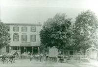 Zehnder's Cherokee Park Tavern